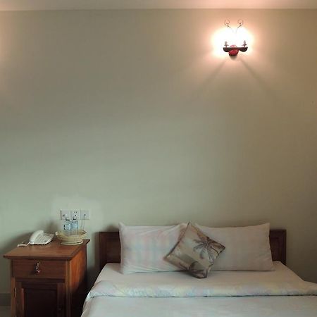 Lux Star Town Hotel بنوم بنه المظهر الخارجي الصورة
