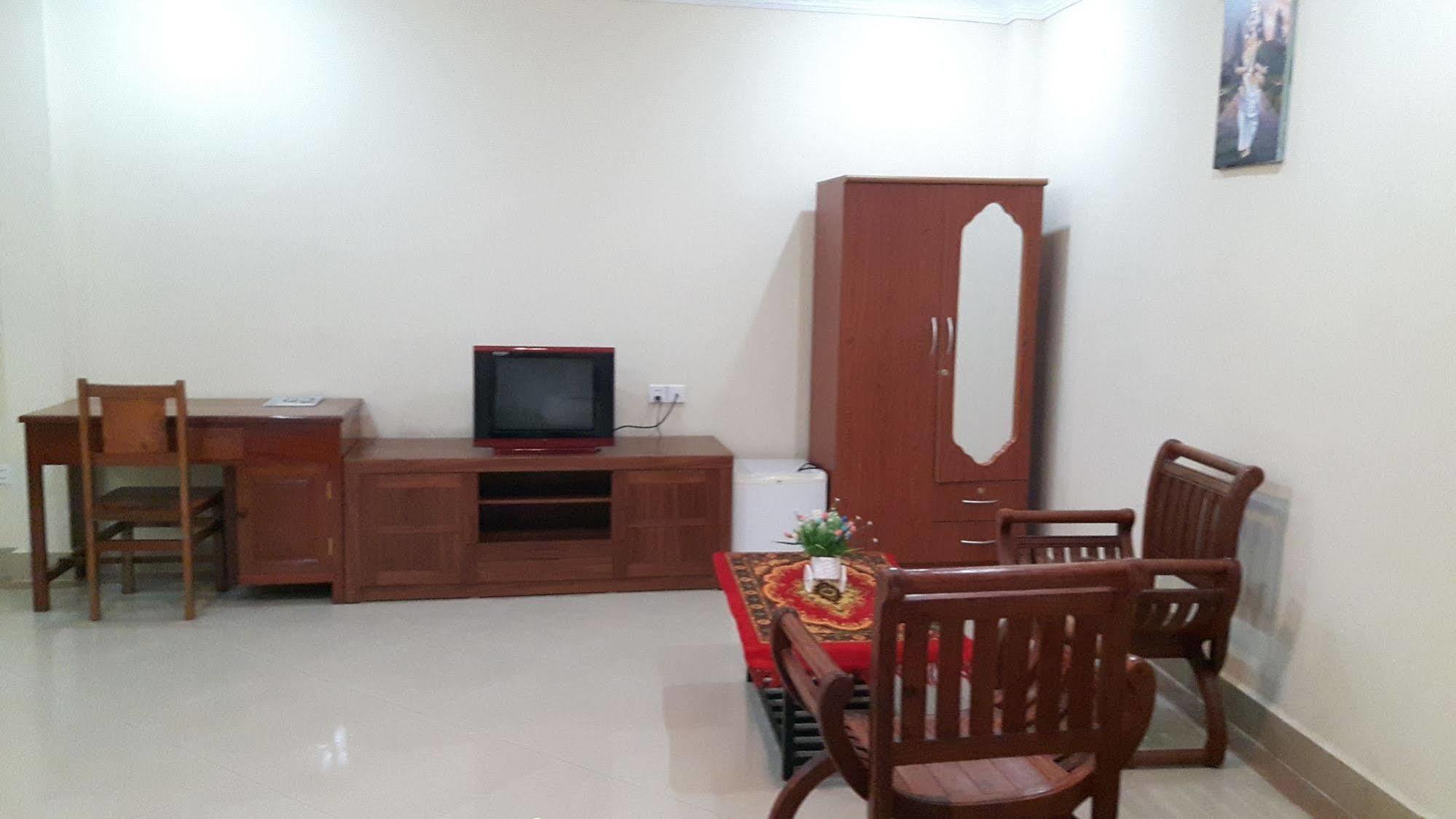 Lux Star Town Hotel بنوم بنه المظهر الخارجي الصورة